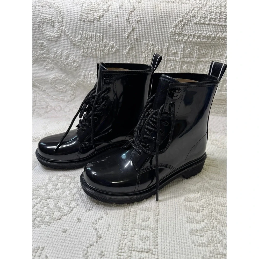 Michael Kors Tavie Rainbootie Combat Boot Black‎ Size 6 Logo Heel Lug Sole Edgy